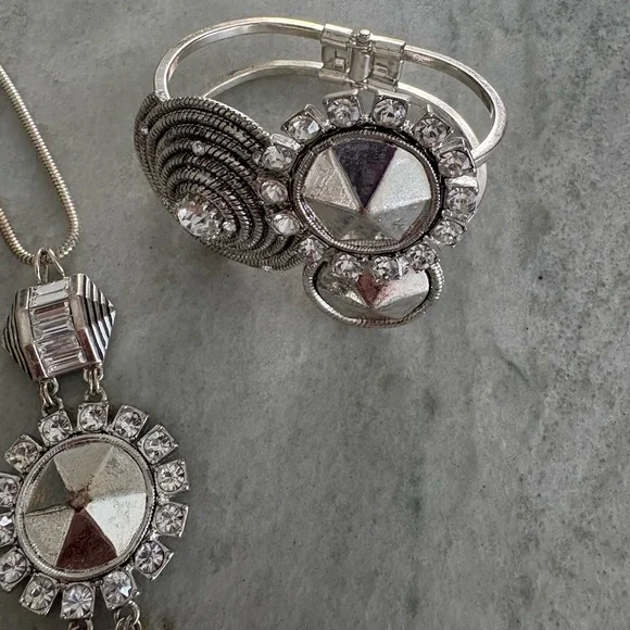 Erickson Beamon Silver and Gold Geometric Necklace and Bracelet Set - Picture 3 of 6